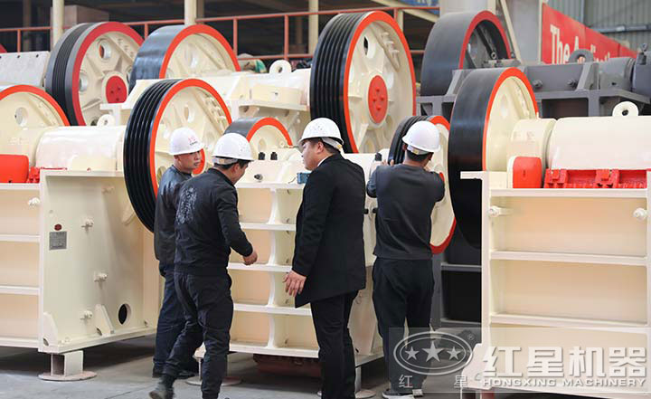 用戶來廠考察，多種設(shè)備型號(hào)讓用戶眼見為實(shí)