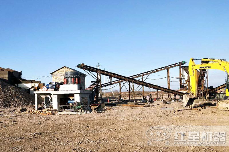 顎式破碎機、圓錐破碎機作業(yè)現(xiàn)場